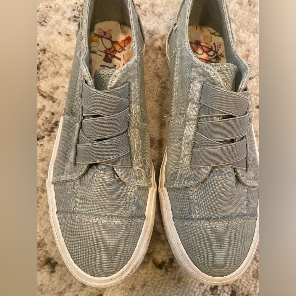 Blowfish Malibu slip on sneakers. Size 7. Grey/blue. Elastic bands, raw hem.